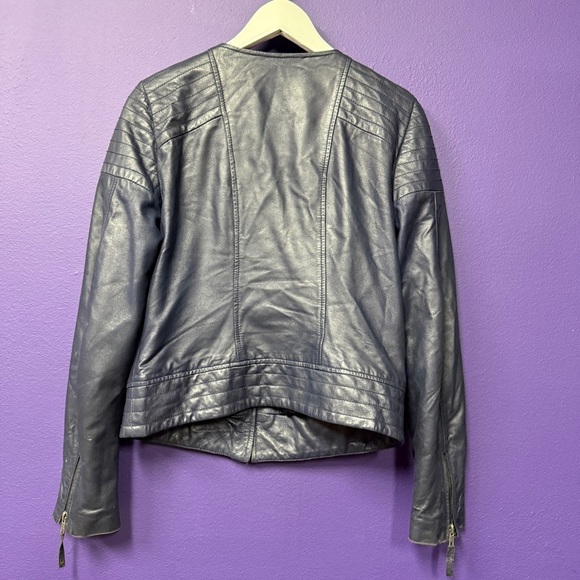 Sanctuary navy blue leather jacket with zipper details women’s size medium - Picture 3 of 12
